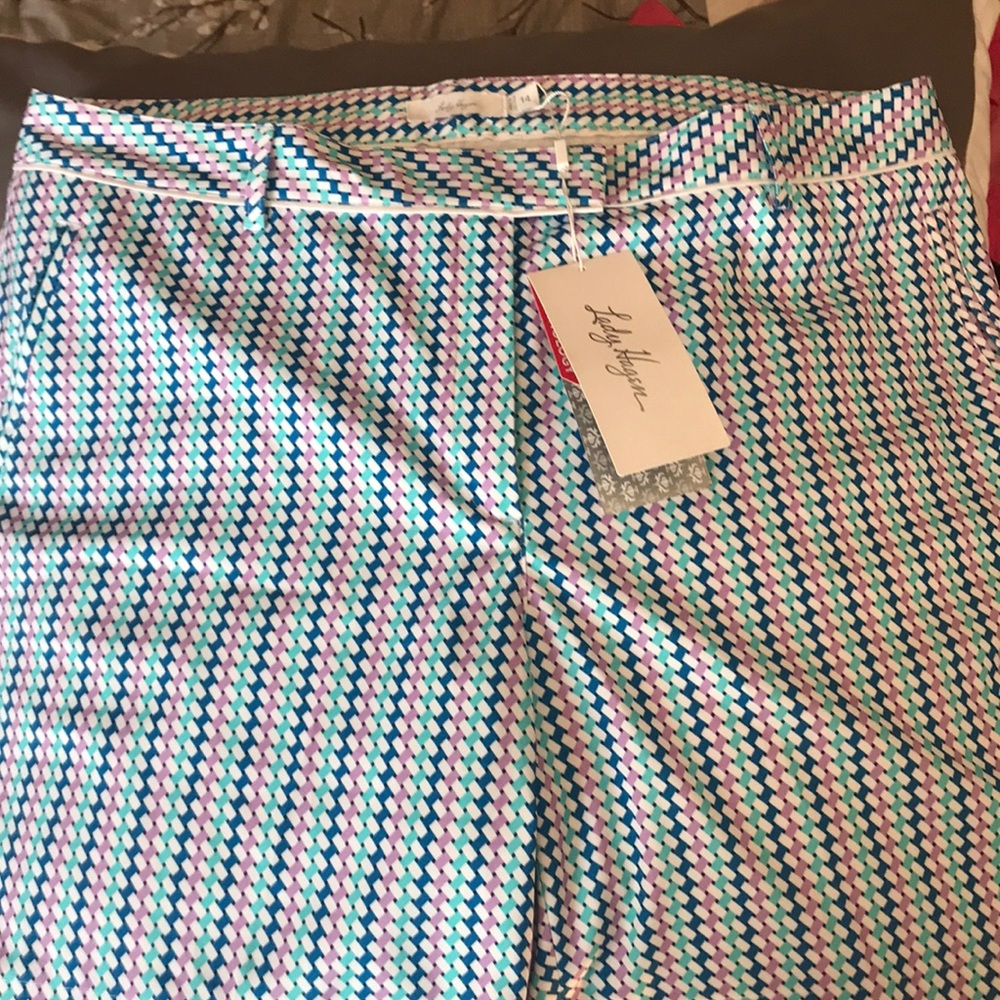 New with Tags Lady Hagen 7” Golf Shorts